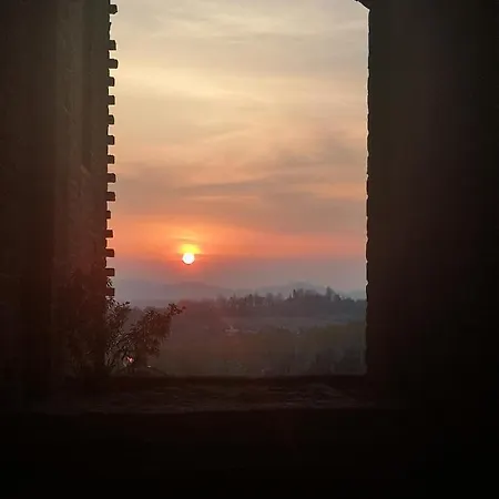 Rocca Di Hotel Arignano