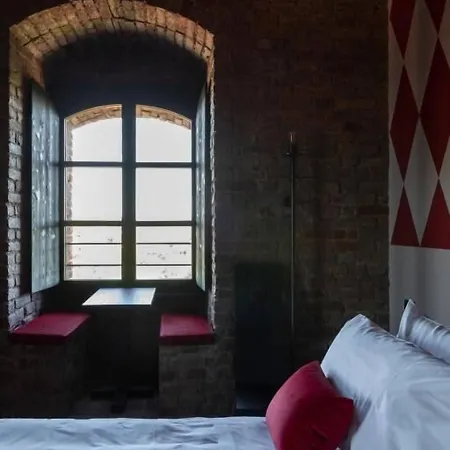 Hotel Rocca Di Arignano